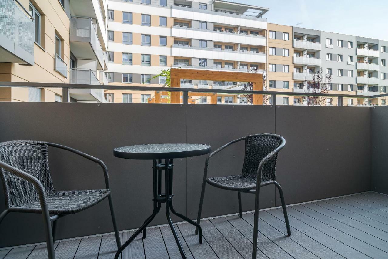 Exclusive Apartments Teczowa With Underground Parking By Noclegi Renters Breslávia Exterior foto