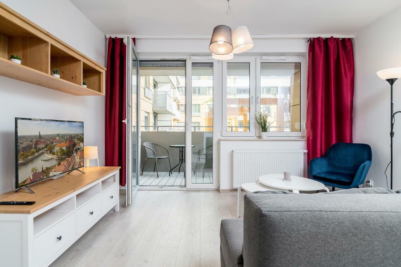 Exclusive Apartments Teczowa With Underground Parking By Noclegi Renters Breslávia Exterior foto