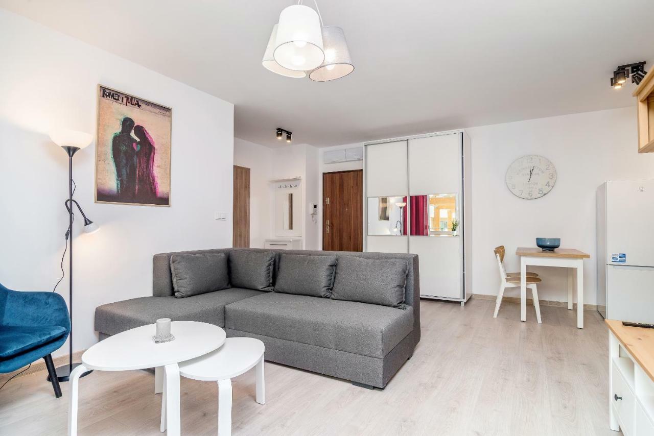 Exclusive Apartments Teczowa With Underground Parking By Noclegi Renters Breslávia Exterior foto